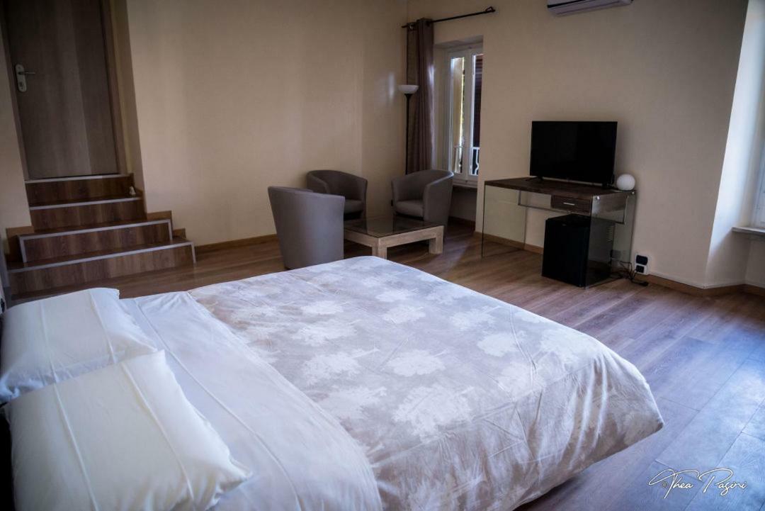 Hotel Lonatino 纳托 外观 照片